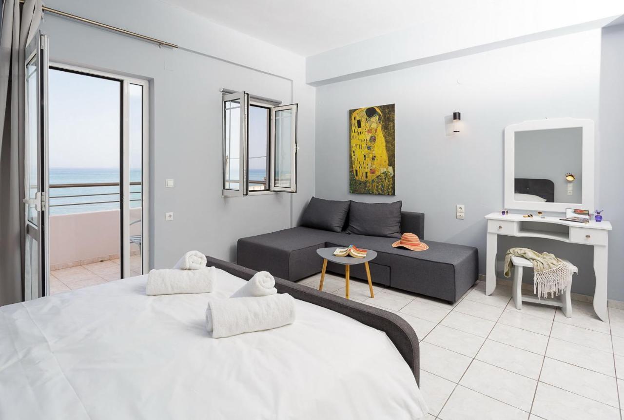 Sole Mare Seaside Apartments 구베스 외부 사진